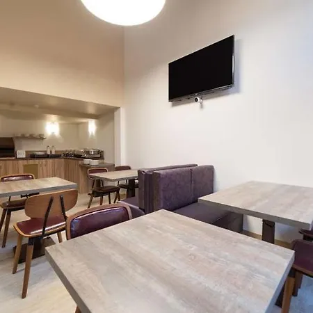 Quality Centre Hotel 3*